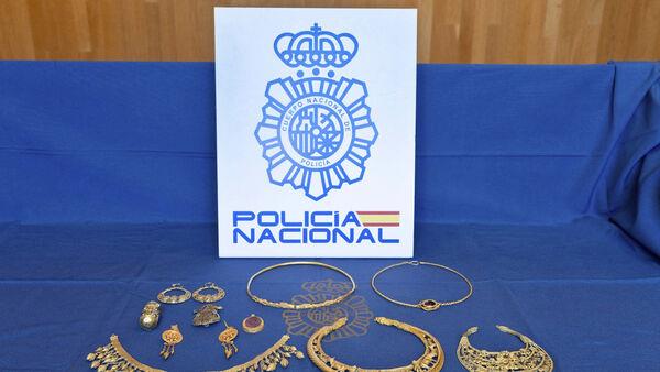 乌克兰神父在西班牙警方查获价值5200万英镑的珠宝后被捕