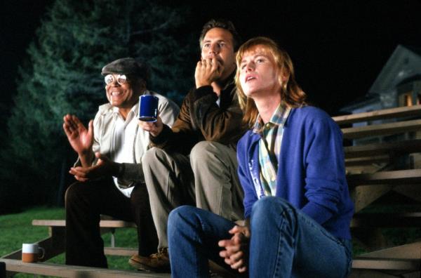 James Earl Jones, Kevin Costner, Amy Madigan in "Field of Dreams."